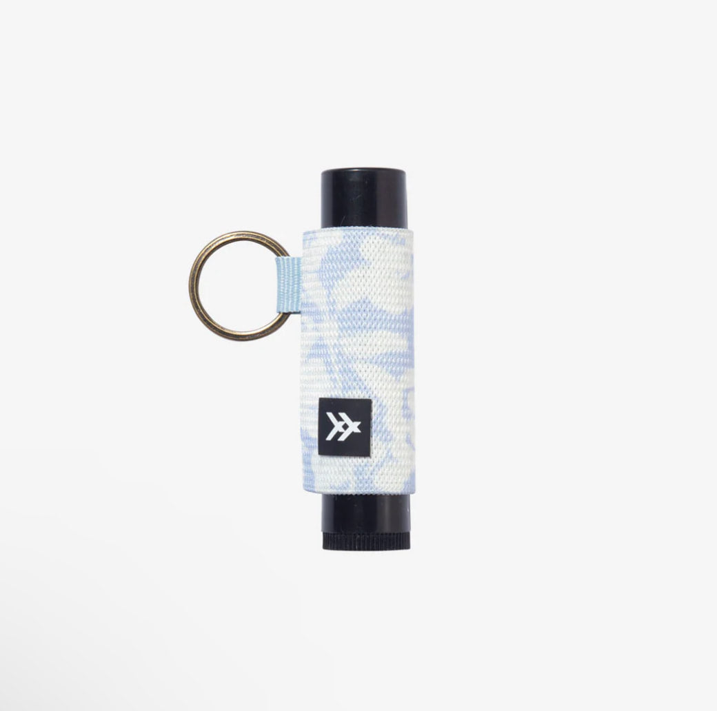 Lana Thread Lip Balm Holder