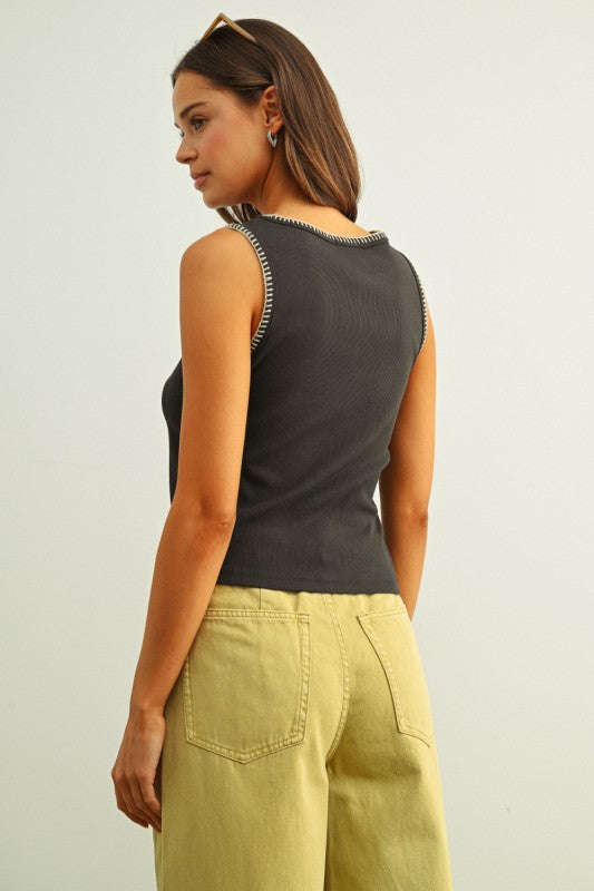 285876fb-a551-46cc-8f44-2a267eeec017