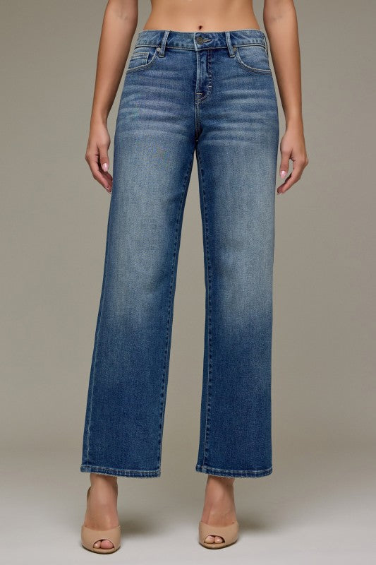 8e0f48bd-b3b6-4769-bfd8-039a3ba9f4b1