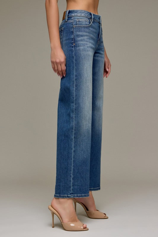 e932afc1-8b9e-44c9-818d-29ceebe7c3f9