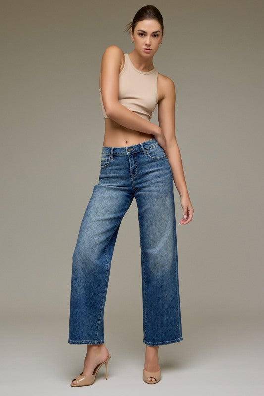 2b168b81-f8e6-4a1a-bc7d-d2b059276db4