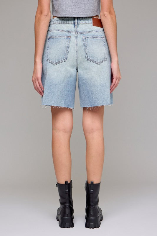 827370a3-e77f-460e-af45-915454c80e92